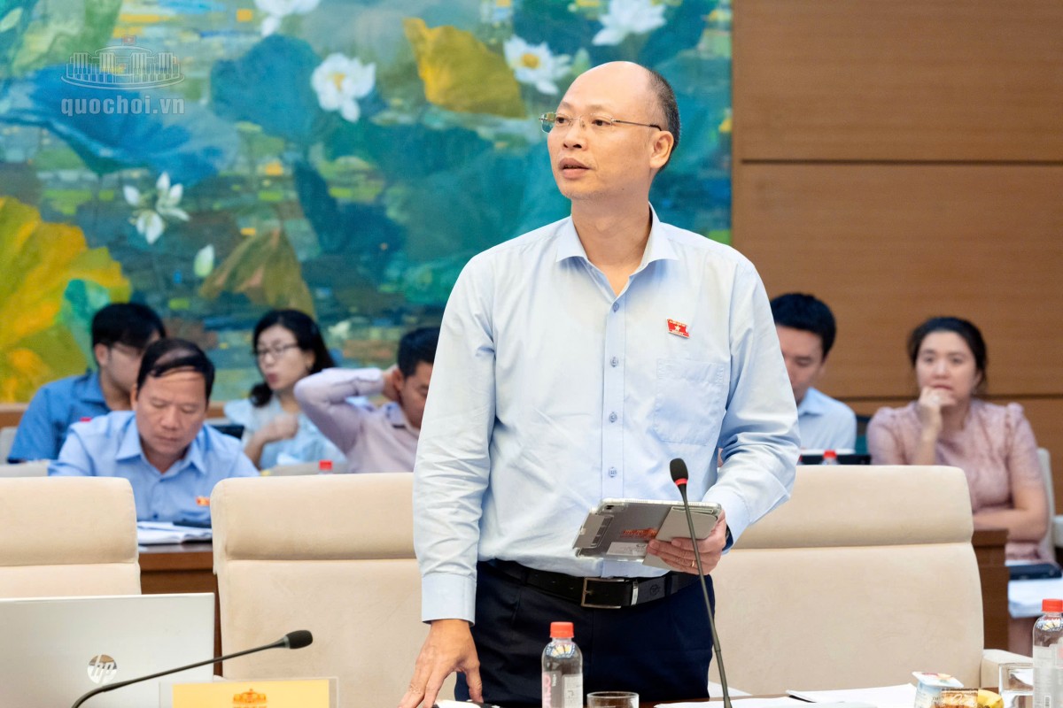 Sửa Luật Kinh doanh bất động sản: Siết thu tiền giữ chỗ, gỡ vướng chuyển nhượng dự án