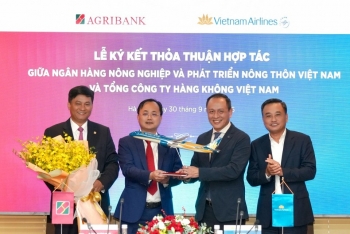 Vietnam Airlines và Agribank hợp tác mở rộng chuỗi dịch vụ hàng không - tài chính