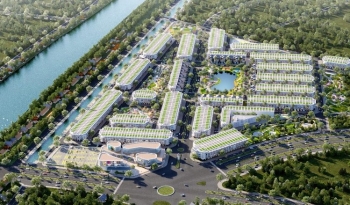 Một cổ phiếu bất động sản giảm sàn 8 phiên
