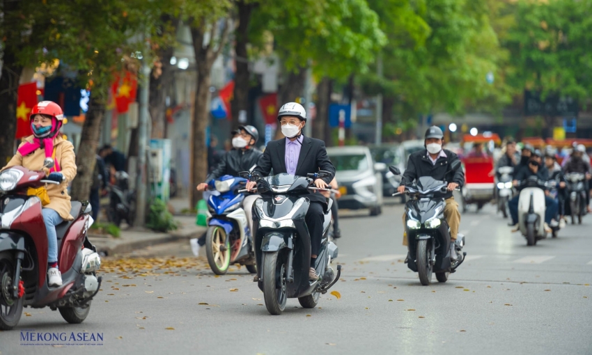 Bắc Bộ chuyển lạnh, Trung Bộ mưa lớn diện rộng