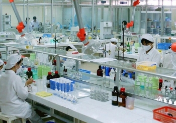 Giảm phụ thuộc nguyên liệu nhập khẩu, đưa hóa dược thành ngành công nghệ cao