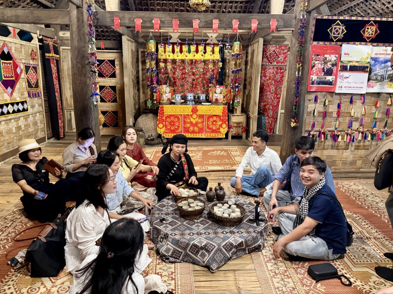 Trải nghiệm 'chuyến tàu di sản' Hà Nội – Thái Nguyên