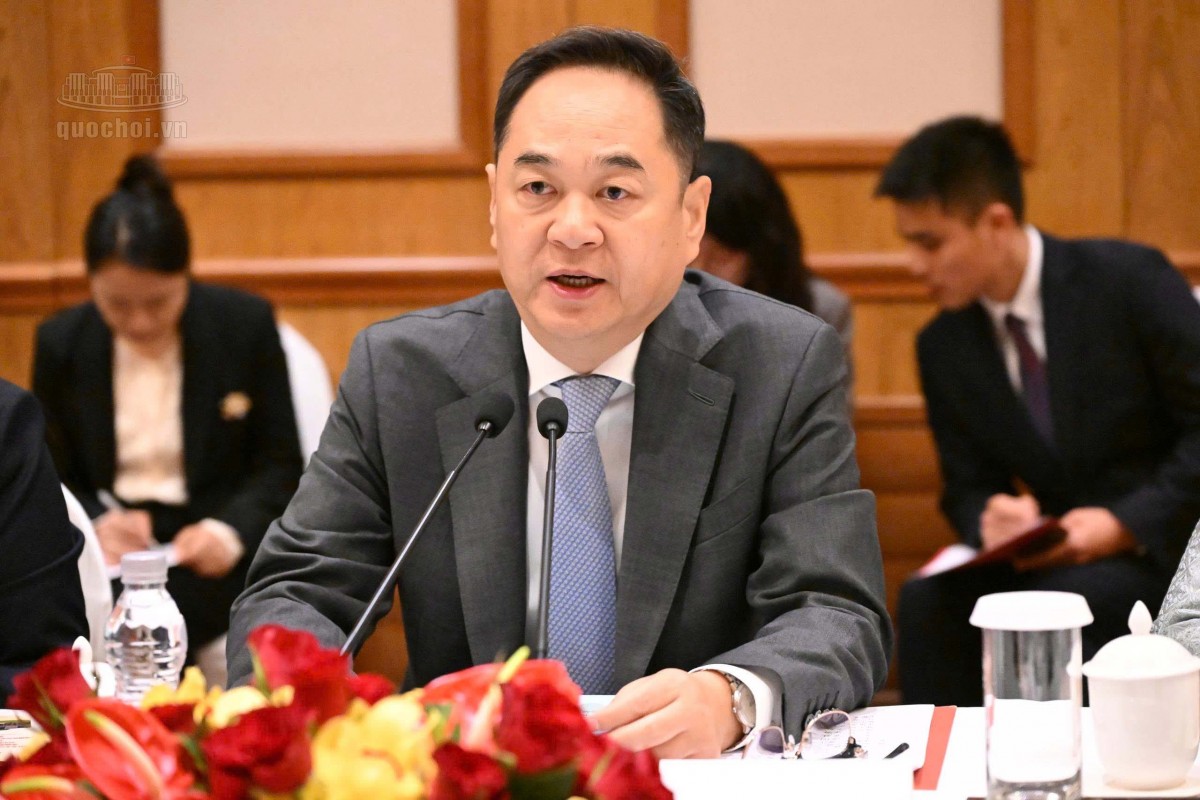 'Tình hữu nghị giữa nhân dân hai nước là nền tảng vững chắc của quan hệ Việt - Trung'