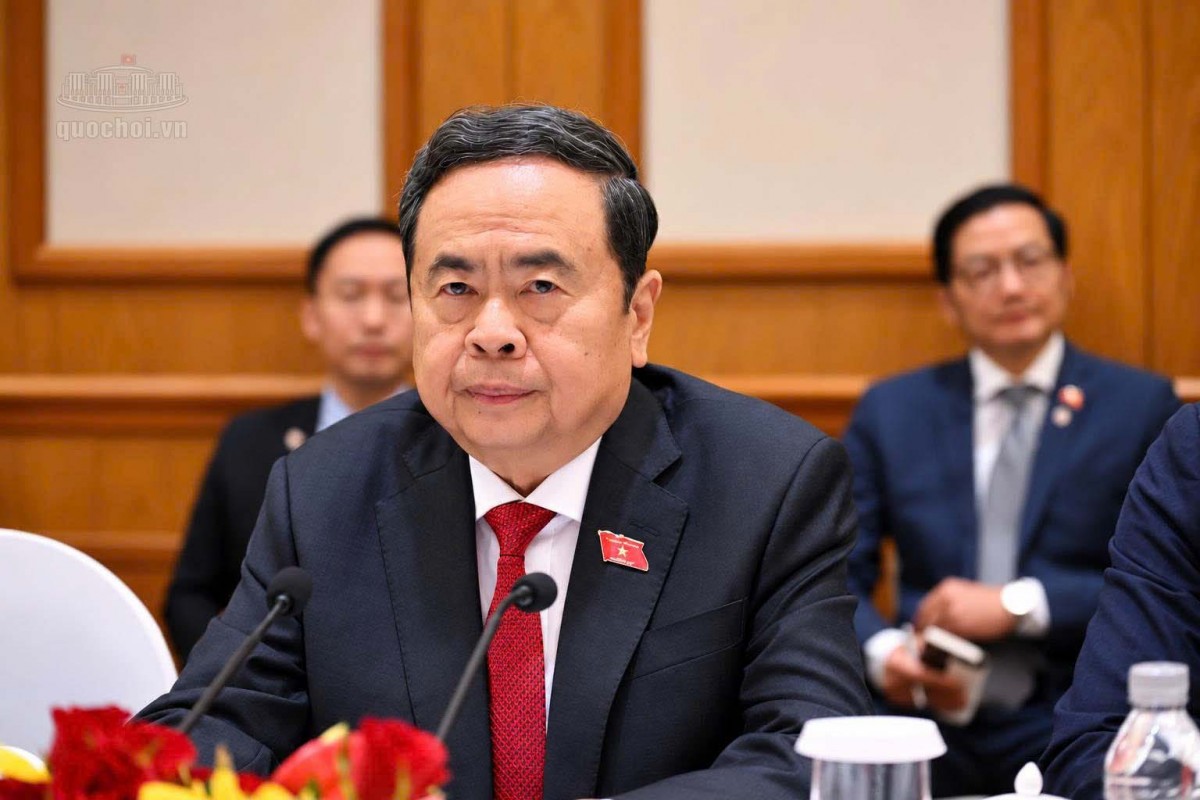 'Tình hữu nghị giữa nhân dân hai nước là nền tảng vững chắc của quan hệ Việt - Trung'