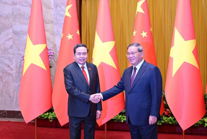 Chủ tịch Quốc hội Trần Thanh Mẫn hội kiến Thủ tướng Trung Quốc Lý Cường