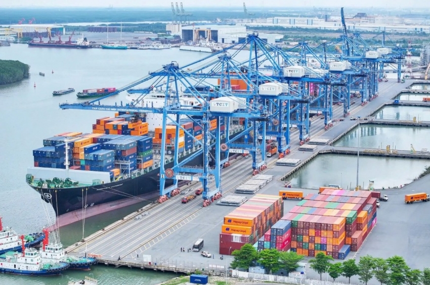 Việt Nam trước những dòng chảy mới của kinh tế toàn cầu