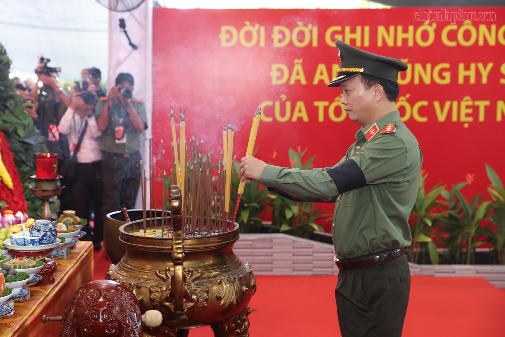 Lễ viếng, truy điệu và an táng 731 hài cốt liệt sĩ tại TP HCM