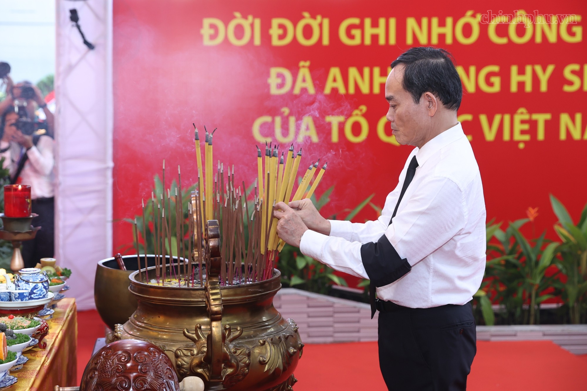 Lễ viếng, truy điệu và an táng 731 hài cốt liệt sĩ tại TP HCM