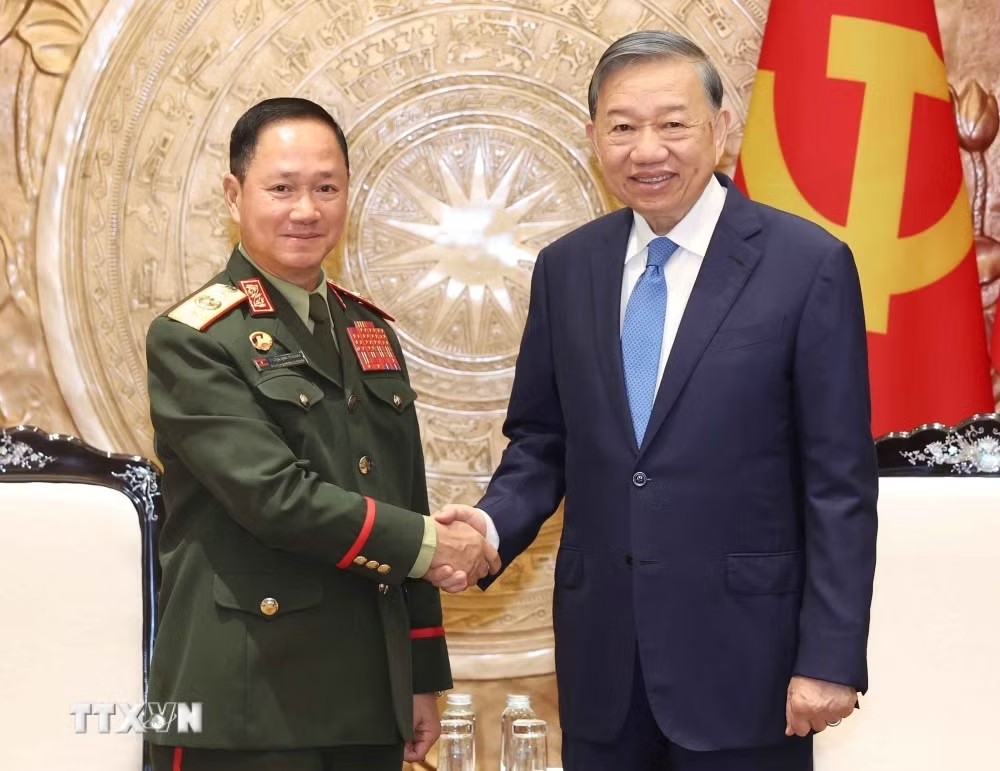 Tổng Bí thư, Chủ tịch nước tiếp Phó Thủ tướng, Bộ trưởng Quốc phòng Lào và Campuchia
