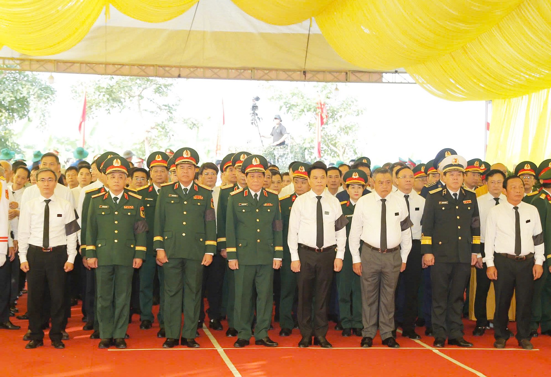 Các đại biểu dự buổi lễ. Nguồn: Báo và phát thanh, truyền hình Hải Phòng.