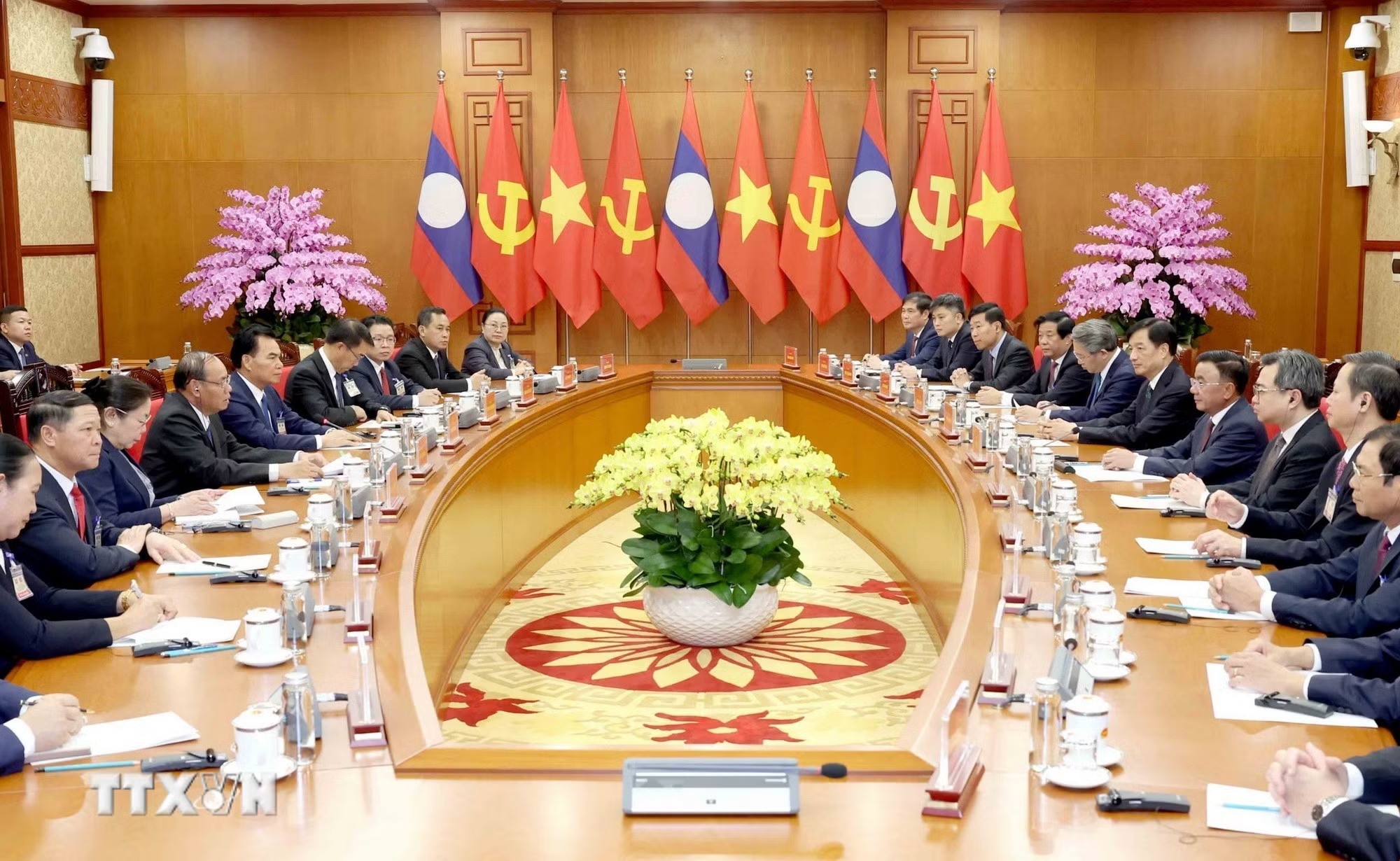 Mở rộng không gian phát triển, nâng cao hiệu quả liên kết kinh tế Việt Nam - Lào