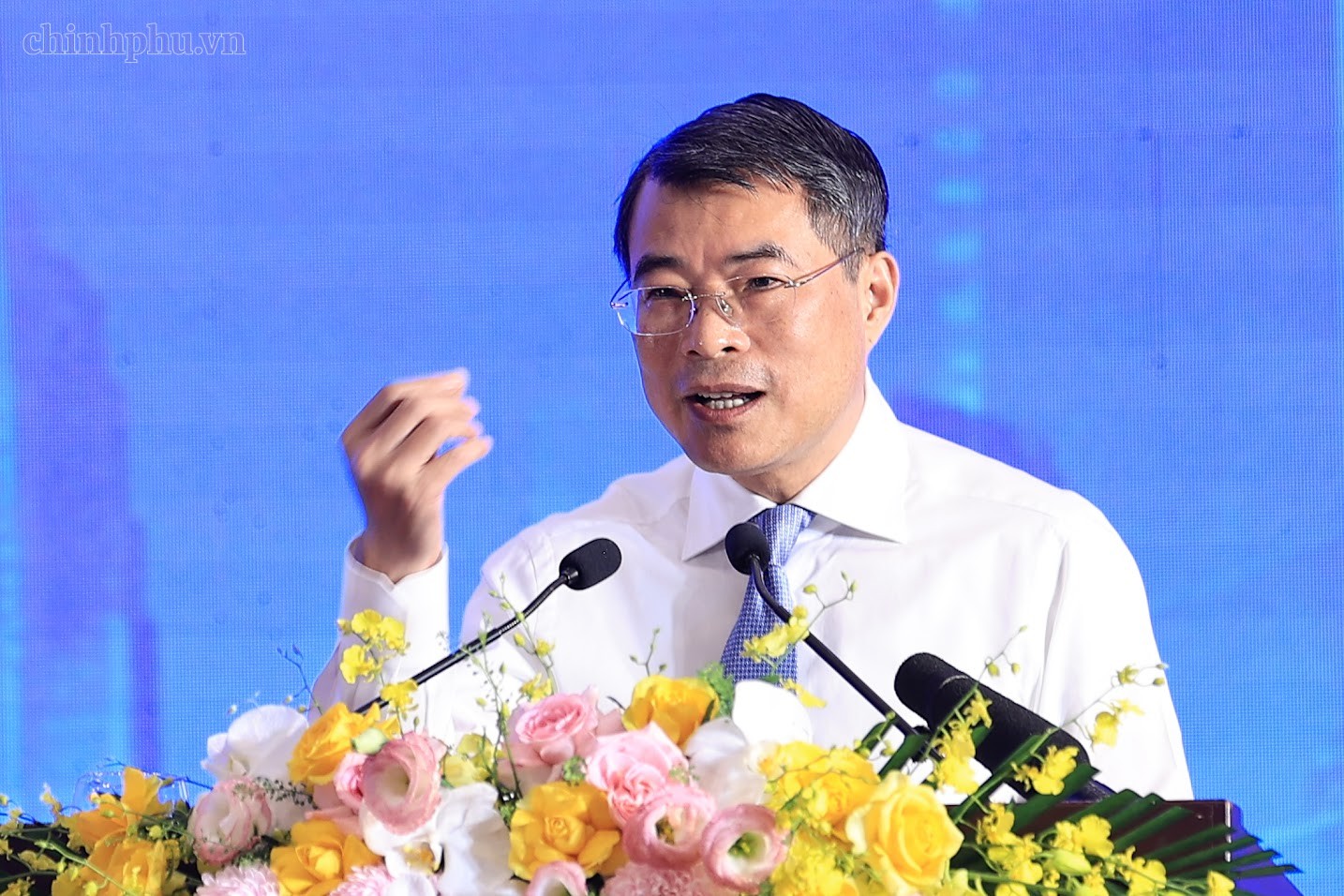 Thủ tướng: Cả hệ thống chính trị đặt trọn niềm tin cho thanh niên