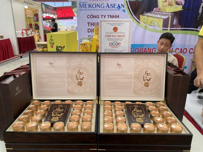 Các gian hàng sẽ giới thiệu, trưng bày đặc sản, đồ uống, món ăn truyền thống được chế biến từ nguyên liệu địa phương và các sản phẩm OCOP tiêu biểu.