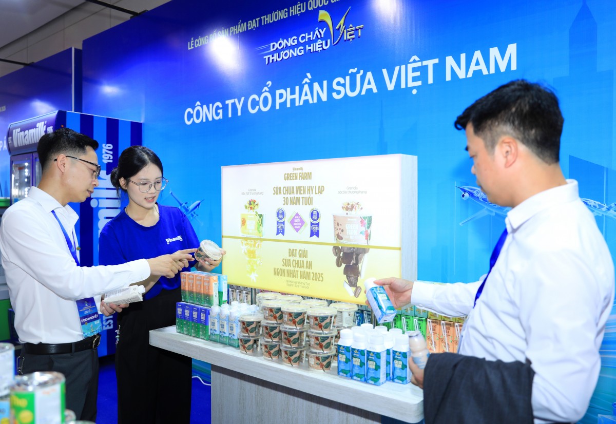 Vinamilk và hành trình 18 năm không ngừng nâng chuẩn cùng Thương hiệu Quốc gia