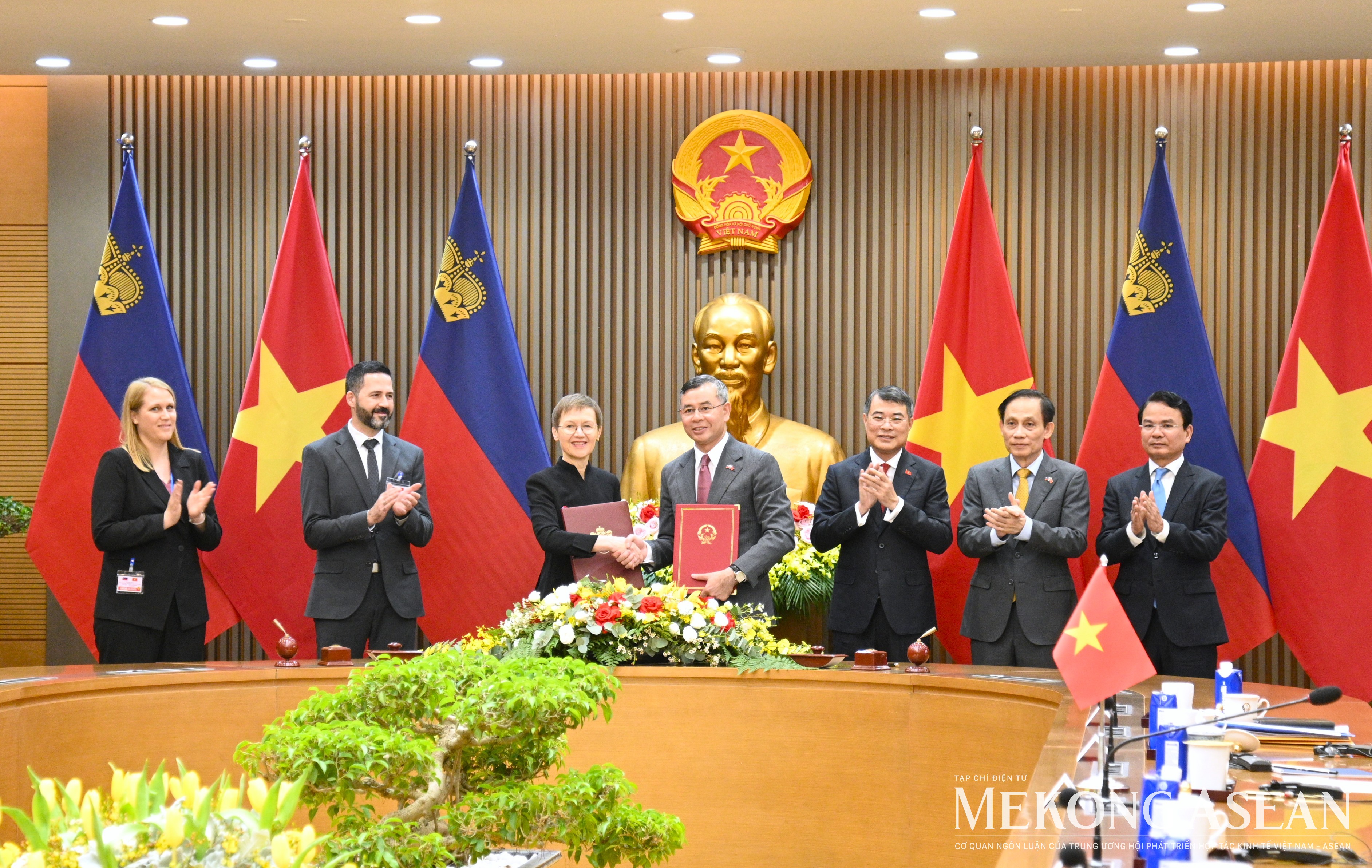 Lễ đón Thủ tướng Liechtenstein lần đầu tiên thăm Việt Nam