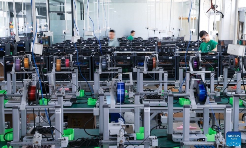 Kinh tế Trung Quốc tăng trưởng khởi sắc trong 3 quý đầu năm 2026