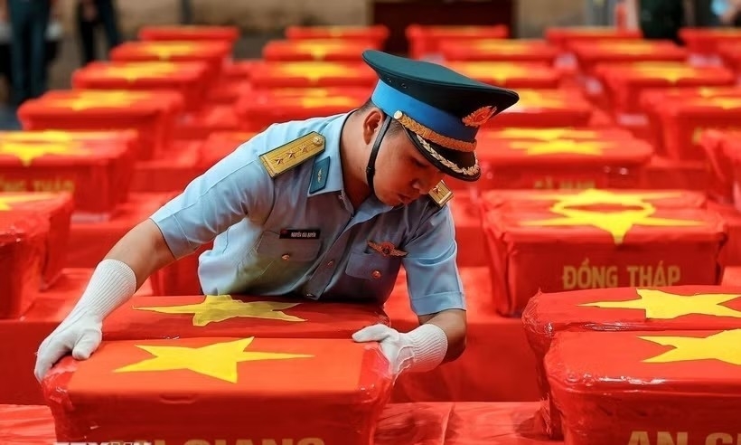 Vận chuyển hơn 8.450 mẫu hài cốt liệt sỹ ra Hà Nội giám định ADN