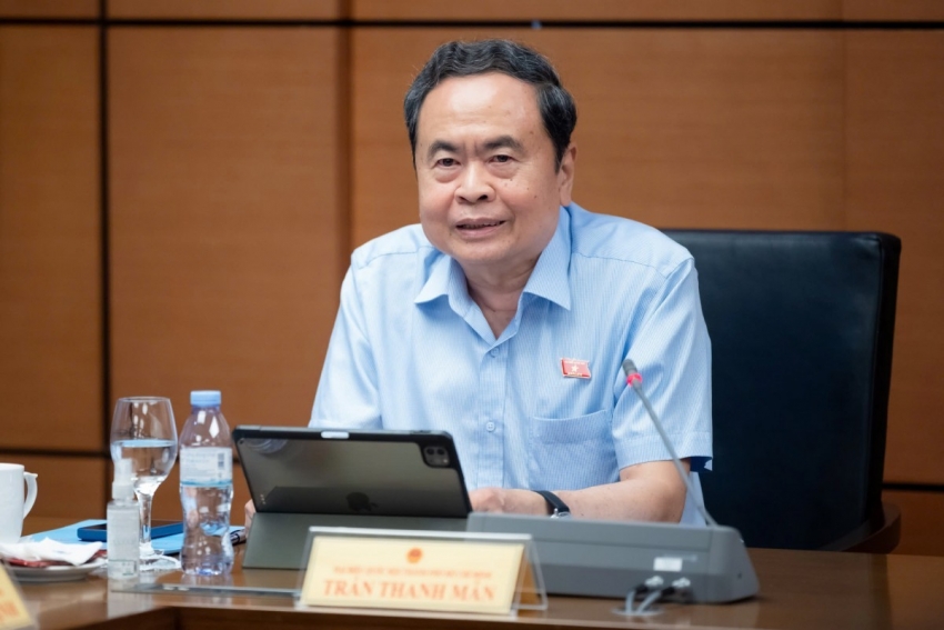 Chủ tịch Quốc hội: Cắt giảm thủ tục nhưng không được buông lỏng an toàn lao động