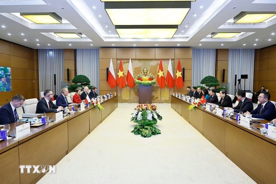 Chủ tịch Quốc hội Trần Thanh Mẫn hội kiến Thủ tướng Ba Lan Donald Tusk. Ảnh: VGP.