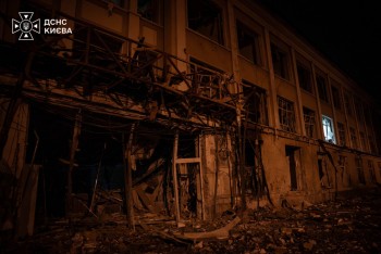Ông Zelensky: Nga tập kích Kiev bằng tên lửa đạn đạo, gây thương vong