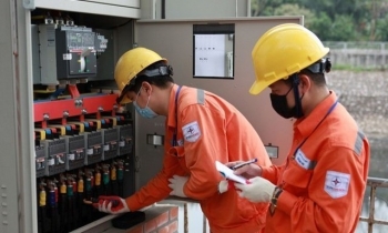 Xem xét giảm thuế tiêu thụ đặc biệt với xăng về 0% và giảm giá điện