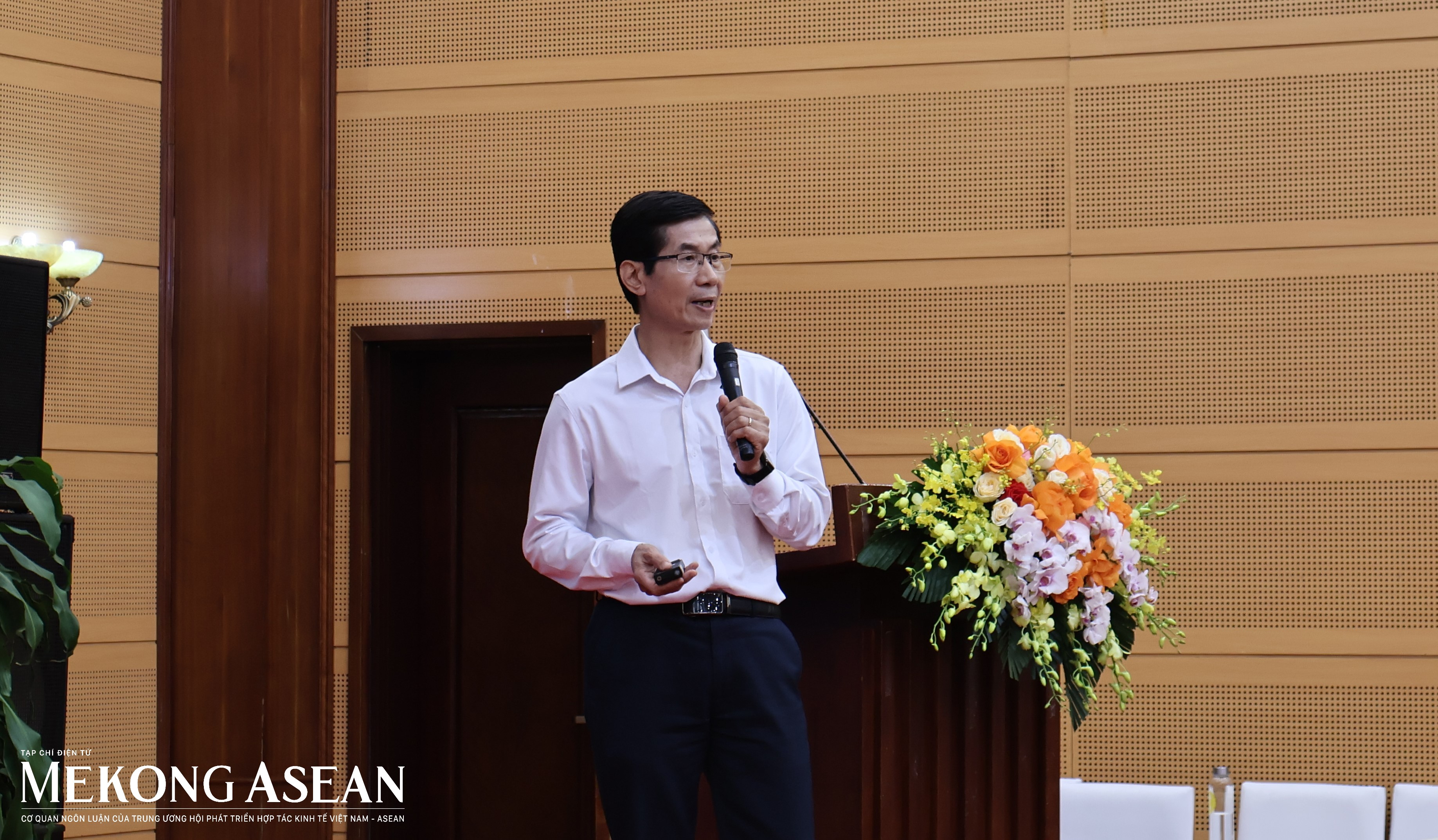 Kết nối đồng bộ các nguồn điện sạch cho mục tiêu tăng trưởng bền vững