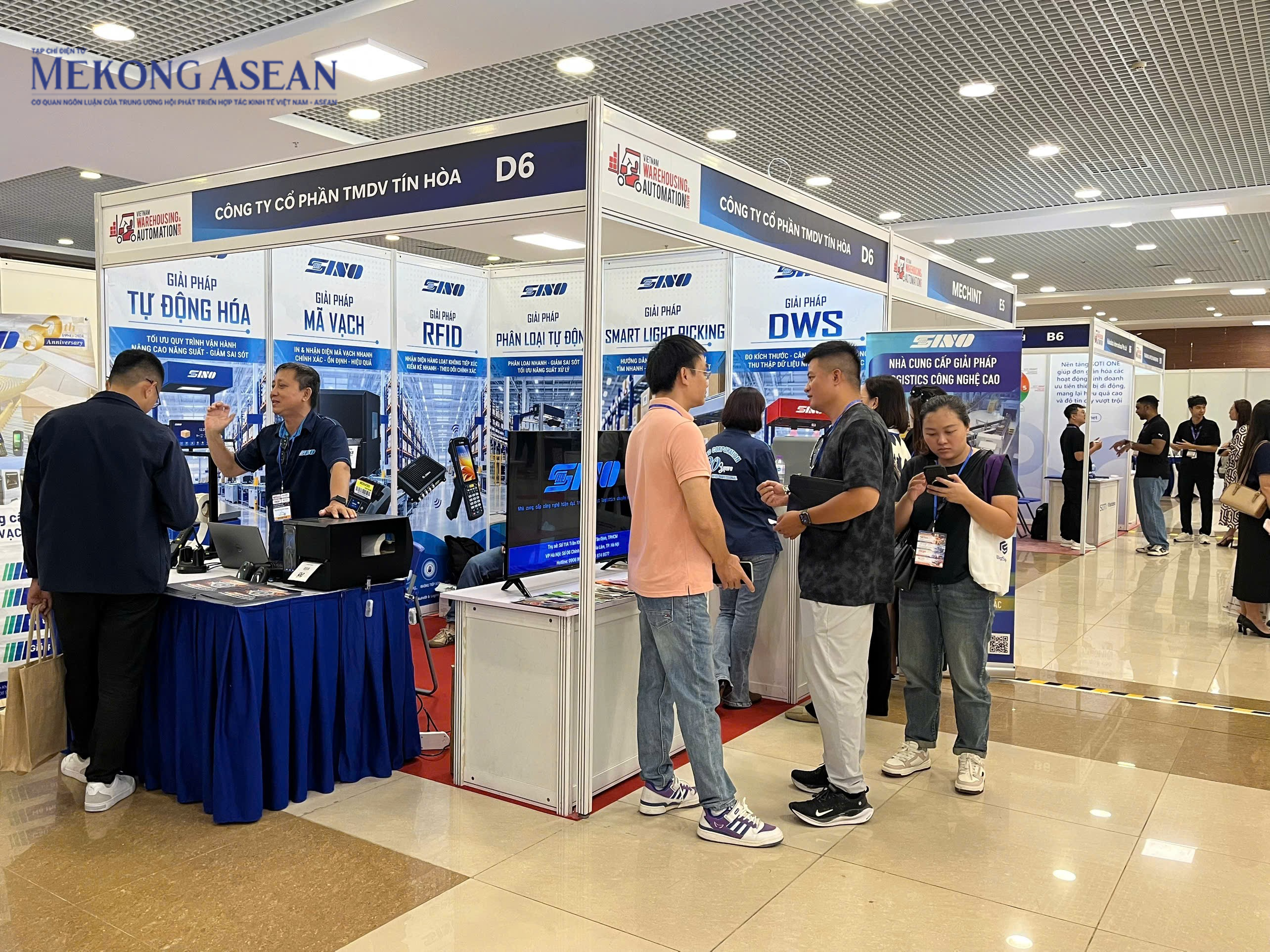 Khai mạc chuỗi triển lãm quốc tế về logistics và kho vận tại Hà Nội