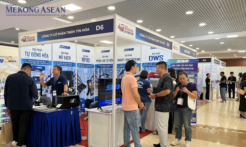 Khai mạc chuỗi triển lãm quốc tế về logistics và kho vận tại Hà Nội