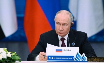 Ông Putin: Châu Âu tự làm tổn hại kinh tế khi từ bỏ năng lượng Nga