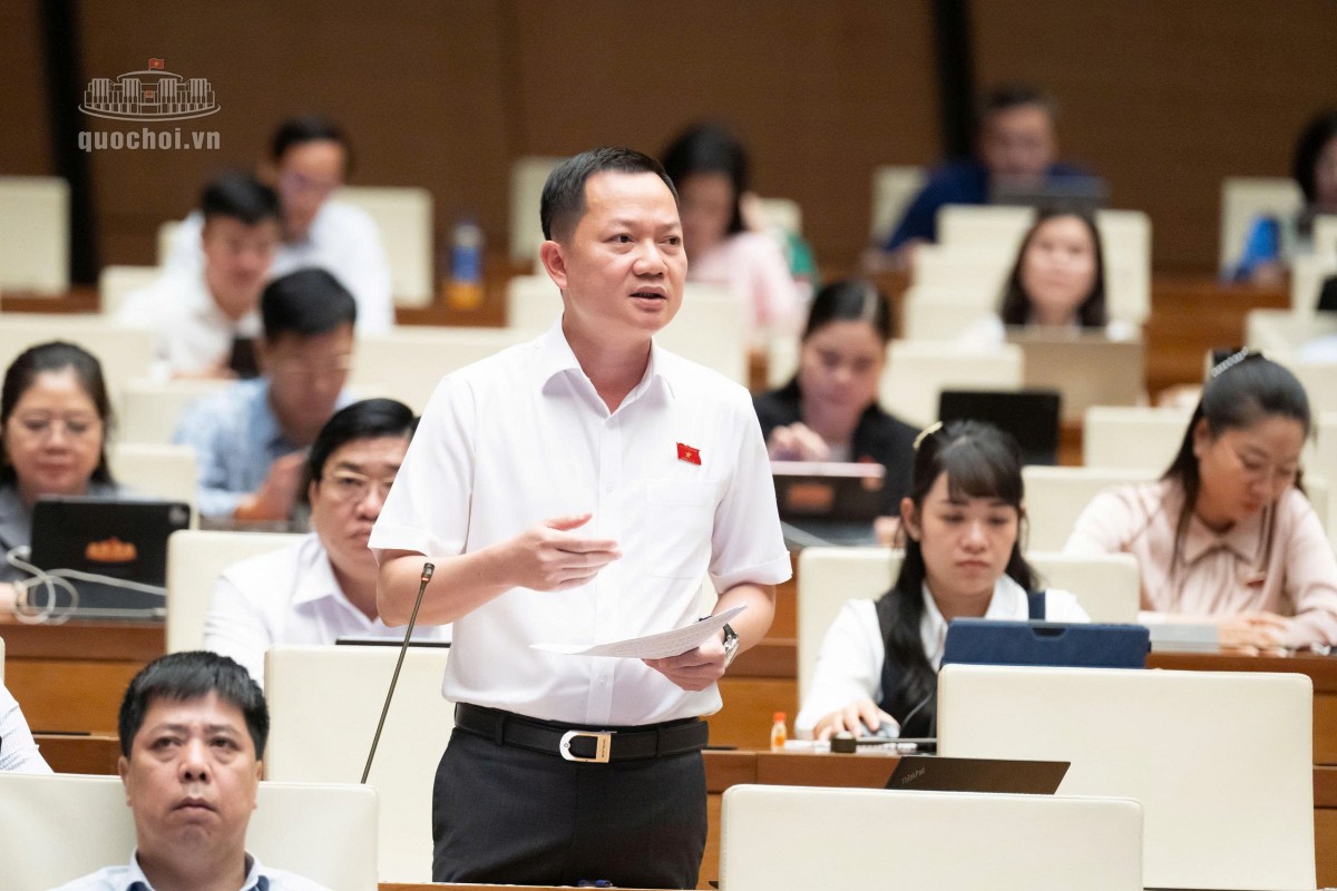 Đại biểu Quốc hội tranh luận về quy định chuyển nhượng nhà ở xã hội