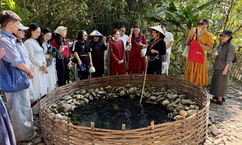 Du khách Việt ưu tiên ẩm thực địa phương và khám phá văn hóa mới