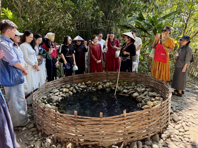 77% du khách Việt Nam tham gia khảo sát ưu tiên trải nghiệm ẩm thực địa phương và các hoạt động khác trong hành trình