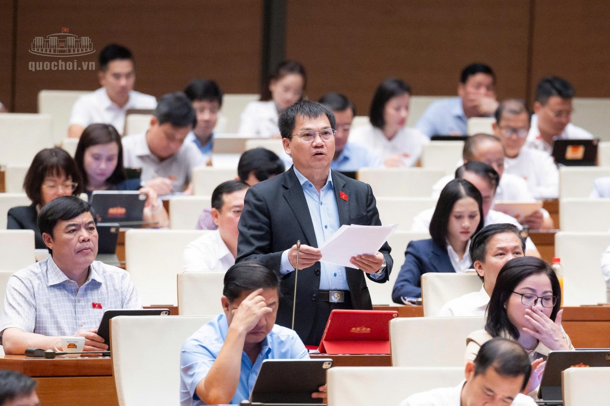 đại biểu Dương Khắc Mai - Đoàn ĐBQH tỉnh Lâm Đồng. Ảnh: Media Quốc hội.