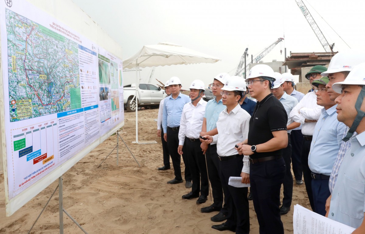 Tiến độ 8 dự án cầu vượt sông Hồng, sông Đuống hiện ra sao?