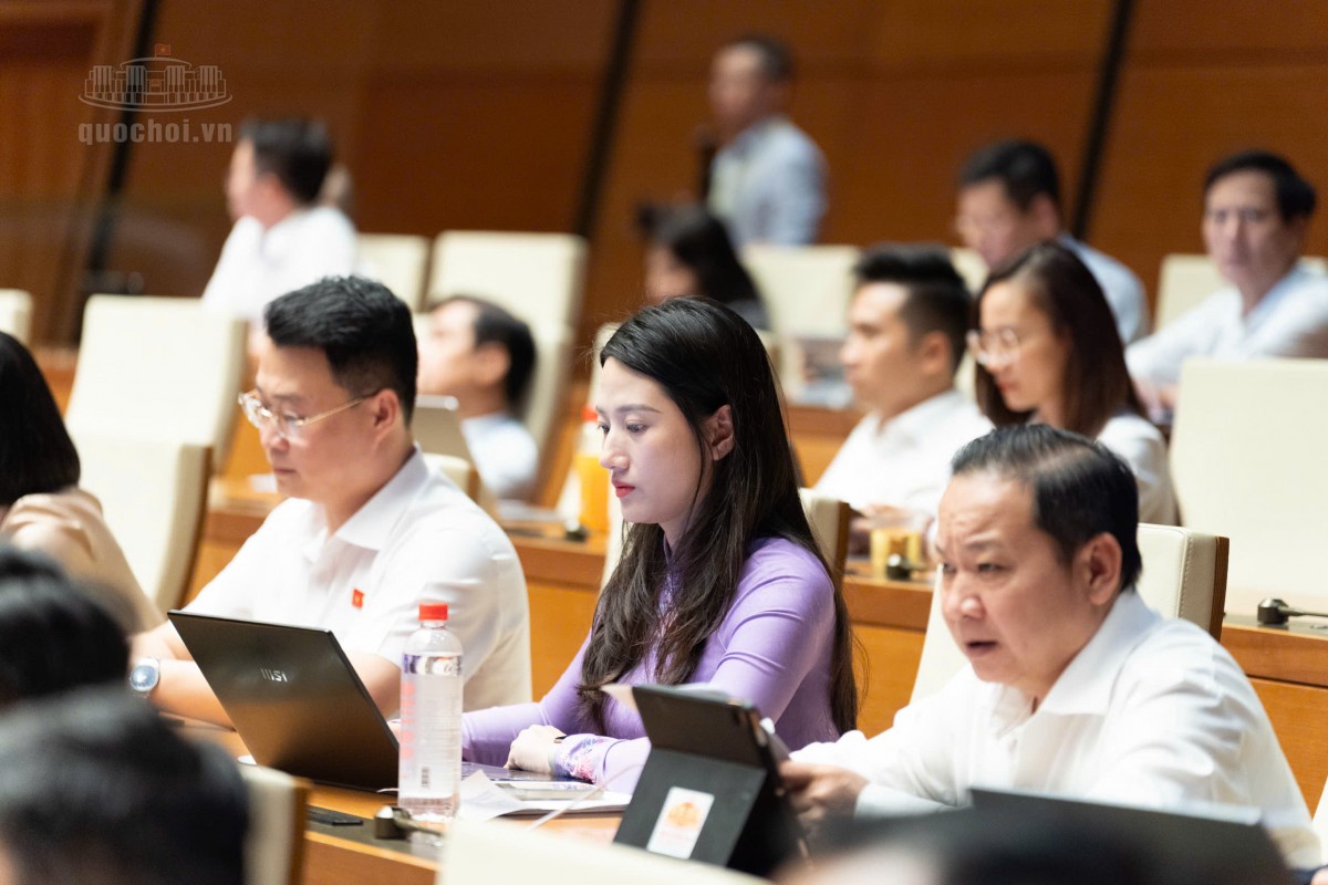 Quốc hội tiếp tục bàn về kế hoạch phát triển kinh tế - xã hội
