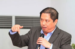 Ảnh t&aacute;c giả