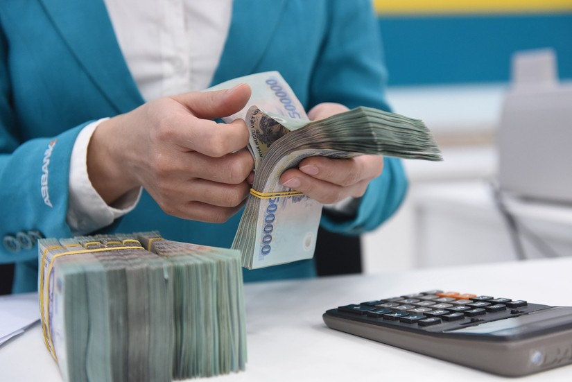 Hai kịch bản tăng trưởng cung tiền v&agrave; t&iacute;n dụng năm 2022