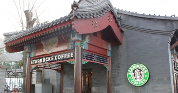 Starbucks bắt tay với gã khổng lồ giao hàng Meituan