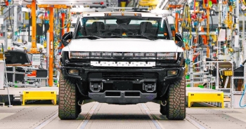 GM đầu tư 7 tỷ USD để cạnh tranh xe điện với Tesla và Ford