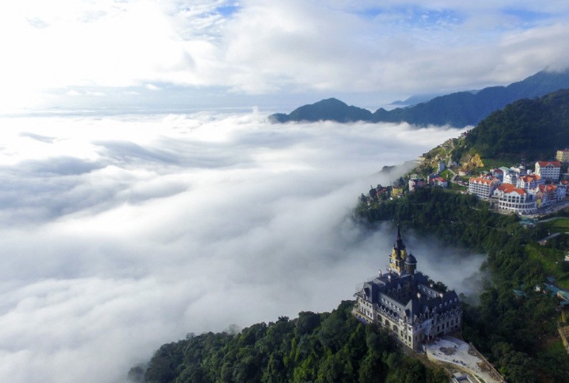 Tam Đảo được mệnh danh l&agrave; &amp;amp;quot;Đ&agrave; Lạt&amp;amp;quot; của miền Bắc