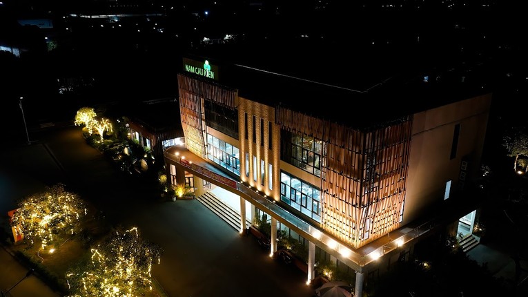 Nh&agrave; điều h&agrave;nh của KCN Nam Cầu Kiền