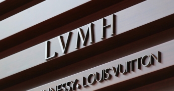 Ngành công nghiệp hàng xa xỉ háo hức với sự trở lại của khách Trung Quốc