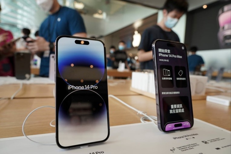 D&ograve;ng iPhone 14 được nhiều người ti&ecirc;u d&ugrave;ng tại Trung Quốc ưa chuộng. Ảnh: Theo South China Morning Post.