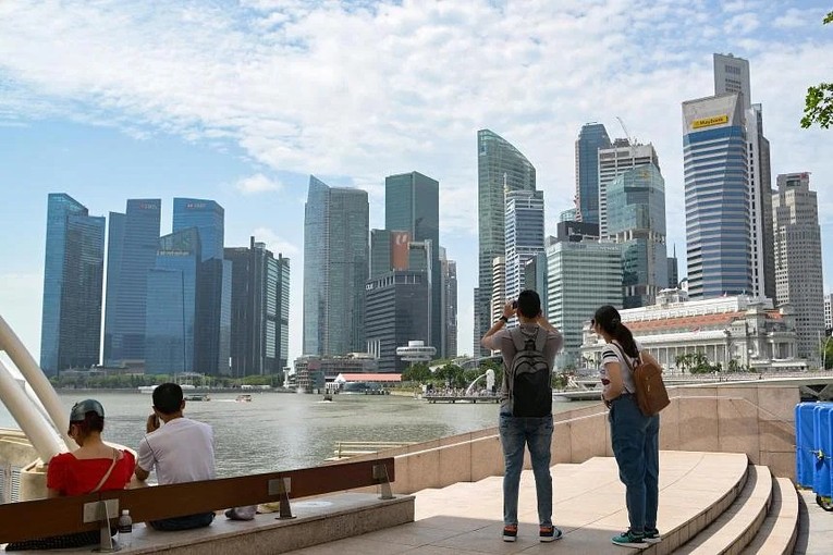 Số lượng văn ph&ograve;ng gia đ&igrave;nh tại Singapore trong năm 2023 được dự b&aacute;o tiếp tục tăng. Ảnh: Straits Times