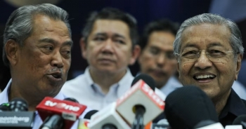 Hai cựu thủ tướng Malaysia bị một cá nhân kiện vì dừng dự án đường sắt cao tốc