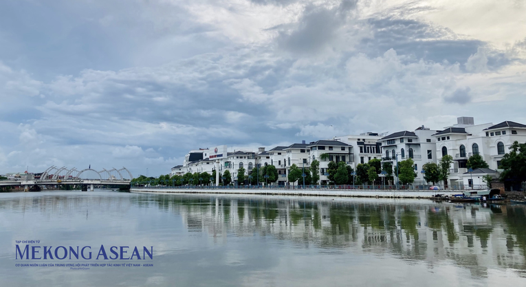 Dự &aacute;n Ho&agrave;ng Huy Riverside nằm b&ecirc;n bờ s&ocirc;ng Cấm, TP Hải Ph&ograve;ng. Ảnh: Minh Phong &ndash; Mekong ASEAN