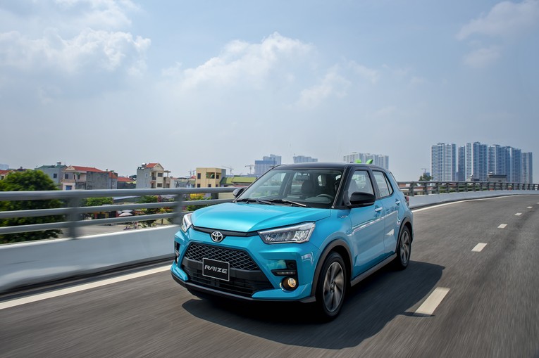 Nh&agrave; sản xuất Nhật Bản li&ecirc;n tiếp giảm gi&aacute; nhiều sản phẩm giai đoạn cận Tết &Acirc;m lịch. Ảnh: Toyota Việt Nam.