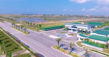 Tập đoàn dệt may Crystal muốn đầu tư 200 triệu USD tại Nam Định