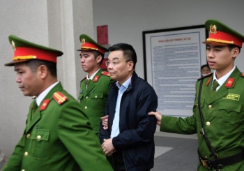 Tòa tuyên án hai cựu bộ trưởng Nguyễn Thanh Long, Chu Ngọc Anh