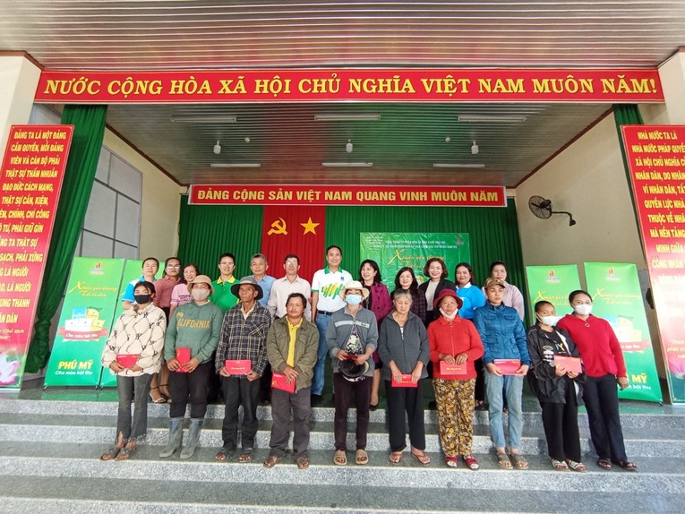 PVFCCo lan toả 'Xuân yêu thương - Tết sẻ chia' trên khắp cả nước